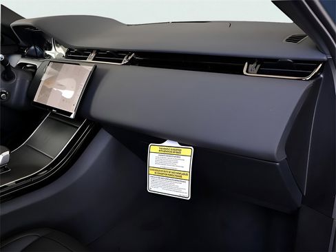 Used 2026 Land Rover Range Rover Evoque Dynamic SE image 10