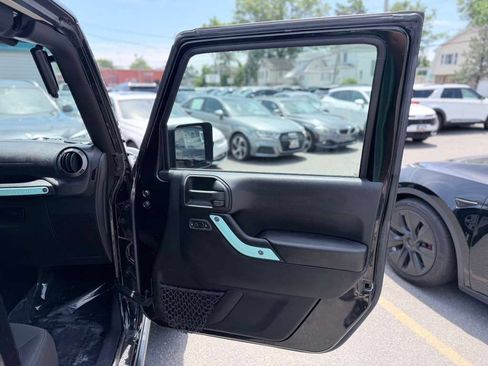 Used 2017 Jeep Wrangler Unlimited Sport w/ Quick Order Package 24S AWD/4WD image 29