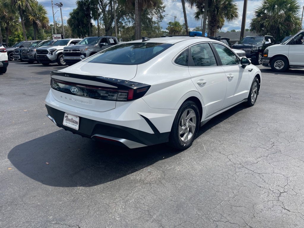 Used 2026 Hyundai Sonata SE FWD image 5