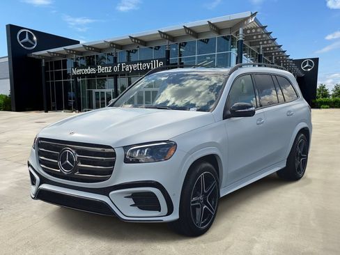 New 2026 Mercedes-Benz GLS 450 4MATIC image 1