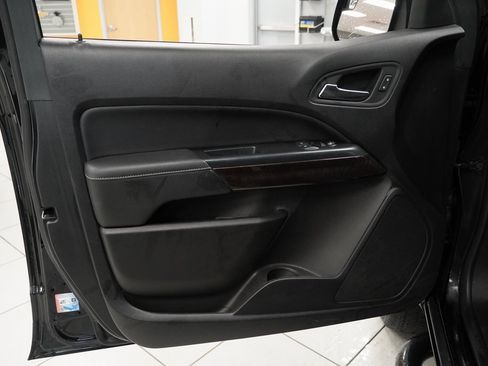 Used 2020 GMC Canyon SLE w/ Elevation Edition image 24