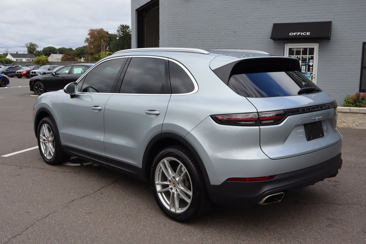 Used 2021 Porsche Cayenne AWD/4WD image 8