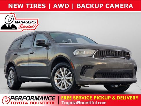 Used 2023 Dodge Durango SXT image 1