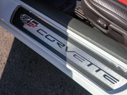 Used 2013 Chevrolet Corvette Grand Sport w/ 2LT Preferred Equipment Group RWD image 12