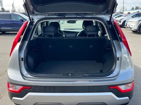 Certified 2023 Kia Niro EX w/ EX Cold Weather Package FWD image 12