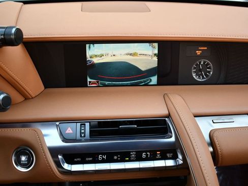 Used 2022 Lexus LC 500 Convertible image 68