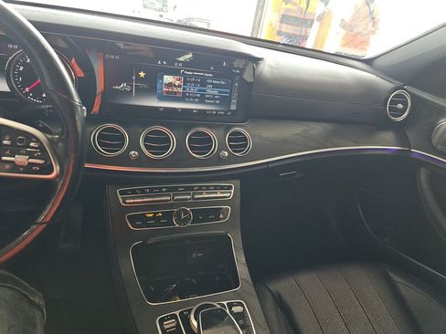Used 2019 Mercedes-Benz E 300 4MATIC w/ Premium 1 Package image 13