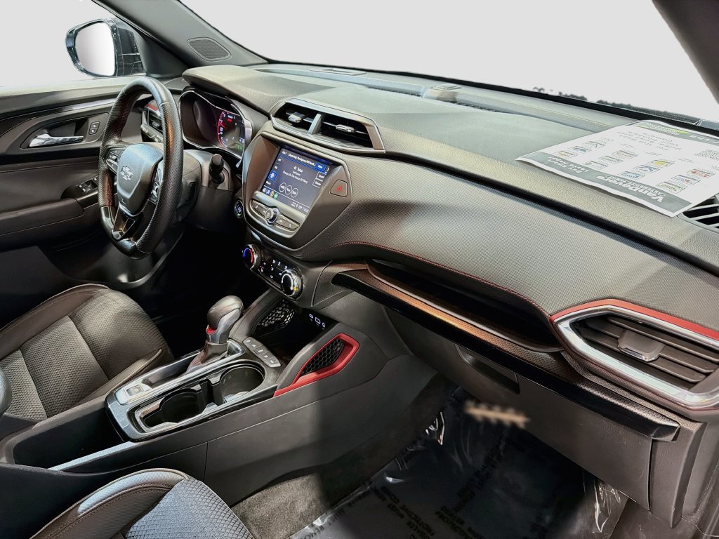 Used 2022 Chevrolet TrailBlazer RS AWD/4WD image 28