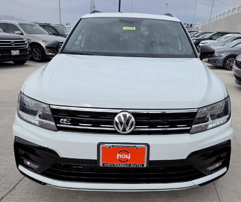 Used 2019 Volkswagen Tiguan SEL R-Line AWD/4WD image 4