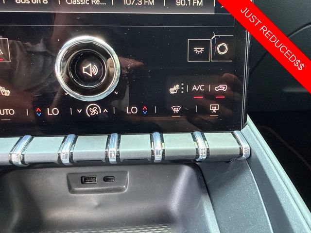 Used 2026 GMC Terrain AT4 AWD/4WD image 21