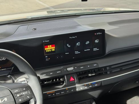 Used 2025 Kia K4 FWD image 17