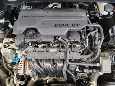 Used 2025 Kia K4 LXS image 30