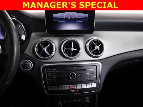 Used 2019 Mercedes-Benz GLA 250 4MATIC image 23