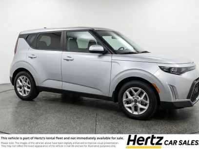 Used 2025 Kia Soul LX w/ LX Technology Package