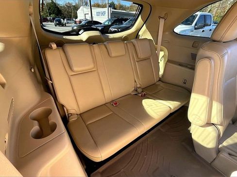 Used 2017 Toyota Highlander Limited Platinum image 30