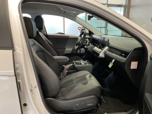 New 2026 Hyundai Ioniq 5 SEL image 23