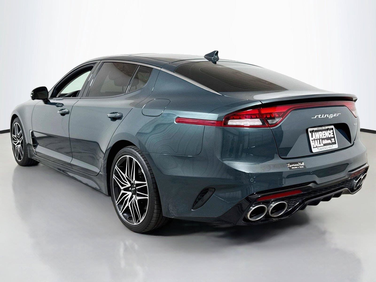 Used 2023 Kia Stinger GT2 RWD image 6