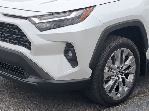Used 2025 Toyota RAV4 XLE Premium FWD image 9