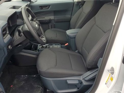 New 2025 Ford Maverick XL image 14