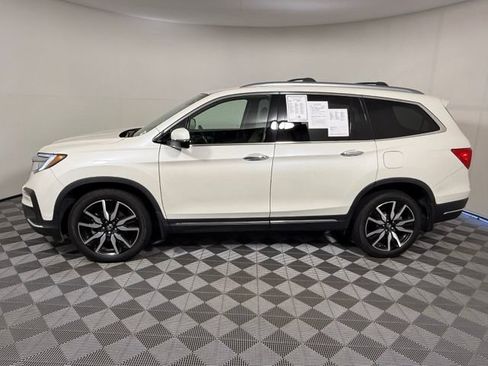 Used 2019 Honda Pilot Elite image 3