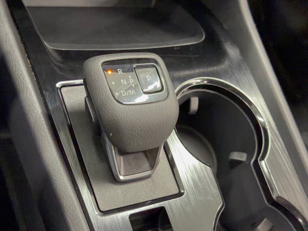 Used 2025 Nissan Rogue SV AWD/4WD image 21