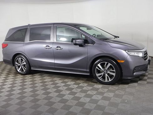 Used 2023 Honda Odyssey Touring image 19