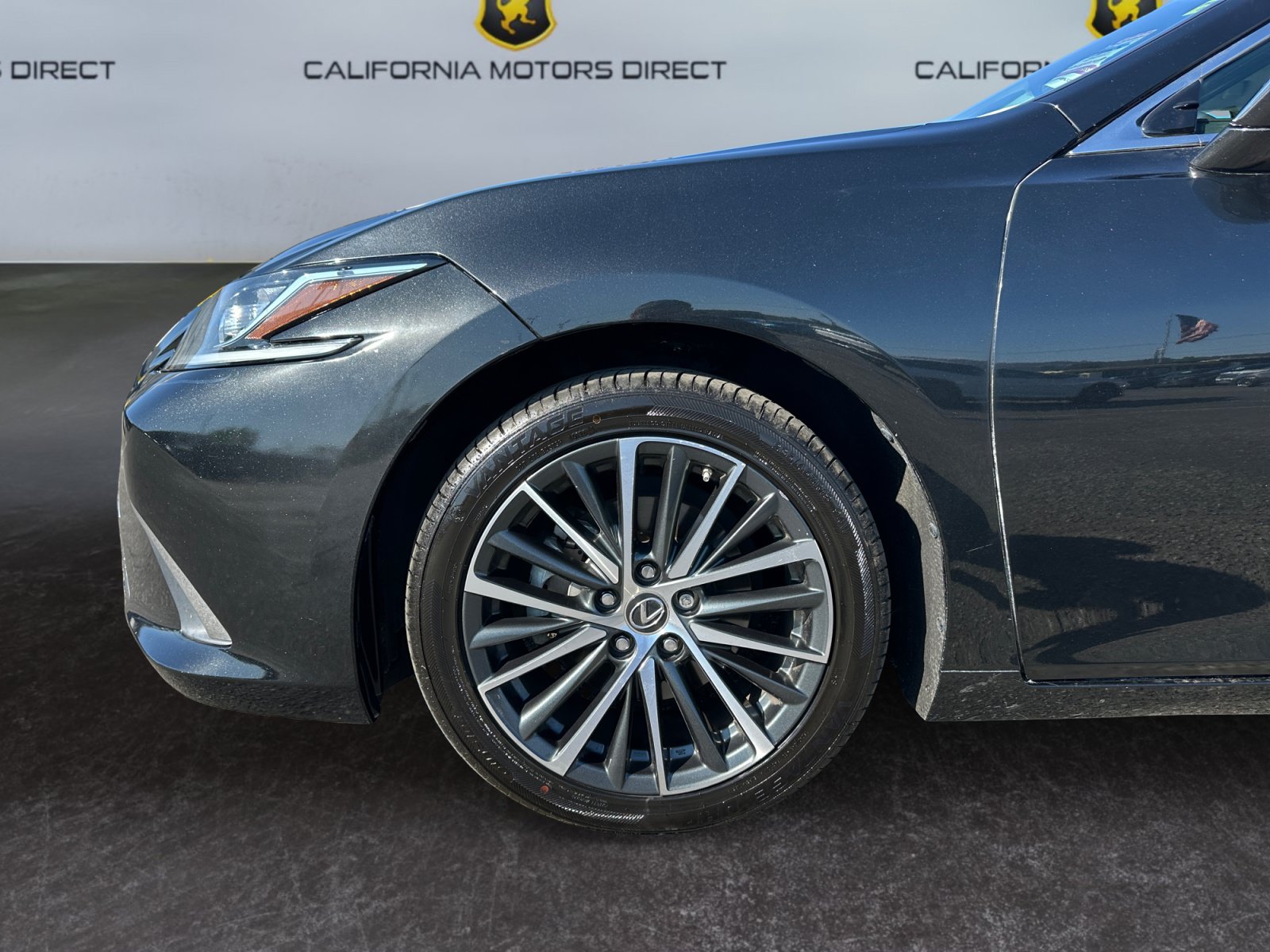 Used 2022 Lexus ES 300h w/ Premium Package FWD image 14