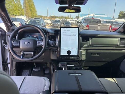 Used 2025 Ford F150 Lightning Platinum image 11