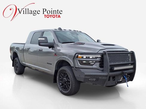 Used 2026 RAM 2500 Limited AWD/4WD image 7