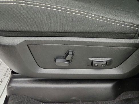 Used 2026 RAM 2500 Big Horn AWD/4WD image 11