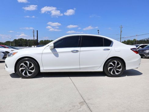 Used 2016 Honda Accord EX-L image 3