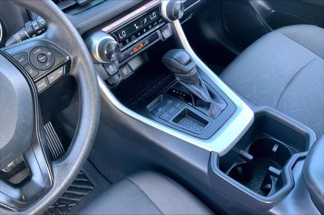 Certified 2025 Toyota RAV4 XLE w/ Convenience Package FWD image 16