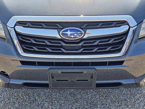 Used 2018 Subaru Forester 2.5i Premium AWD/4WD image 3