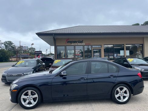 Used 2013 BMW 320i Sedan image 2