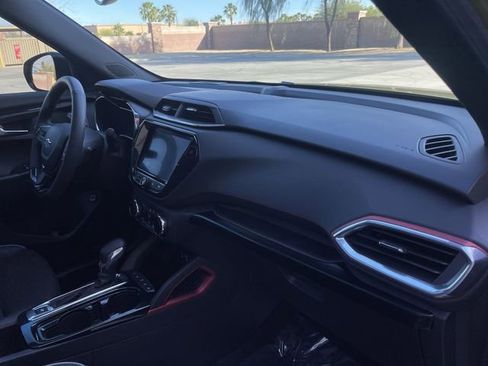 Used 2023 Chevrolet TrailBlazer RS w/ Sun and Liftgate Package image 27