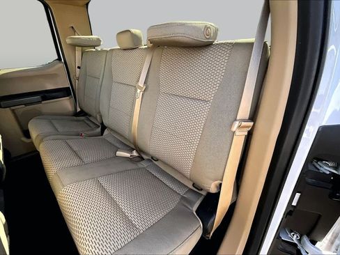 Used 2016 Ford F150 XLT RWD image 21