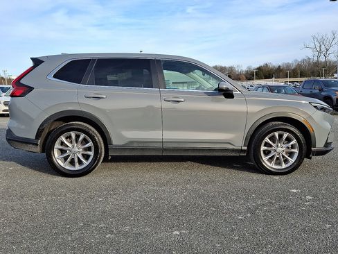Certified 2023 Honda CR-V EX image 7