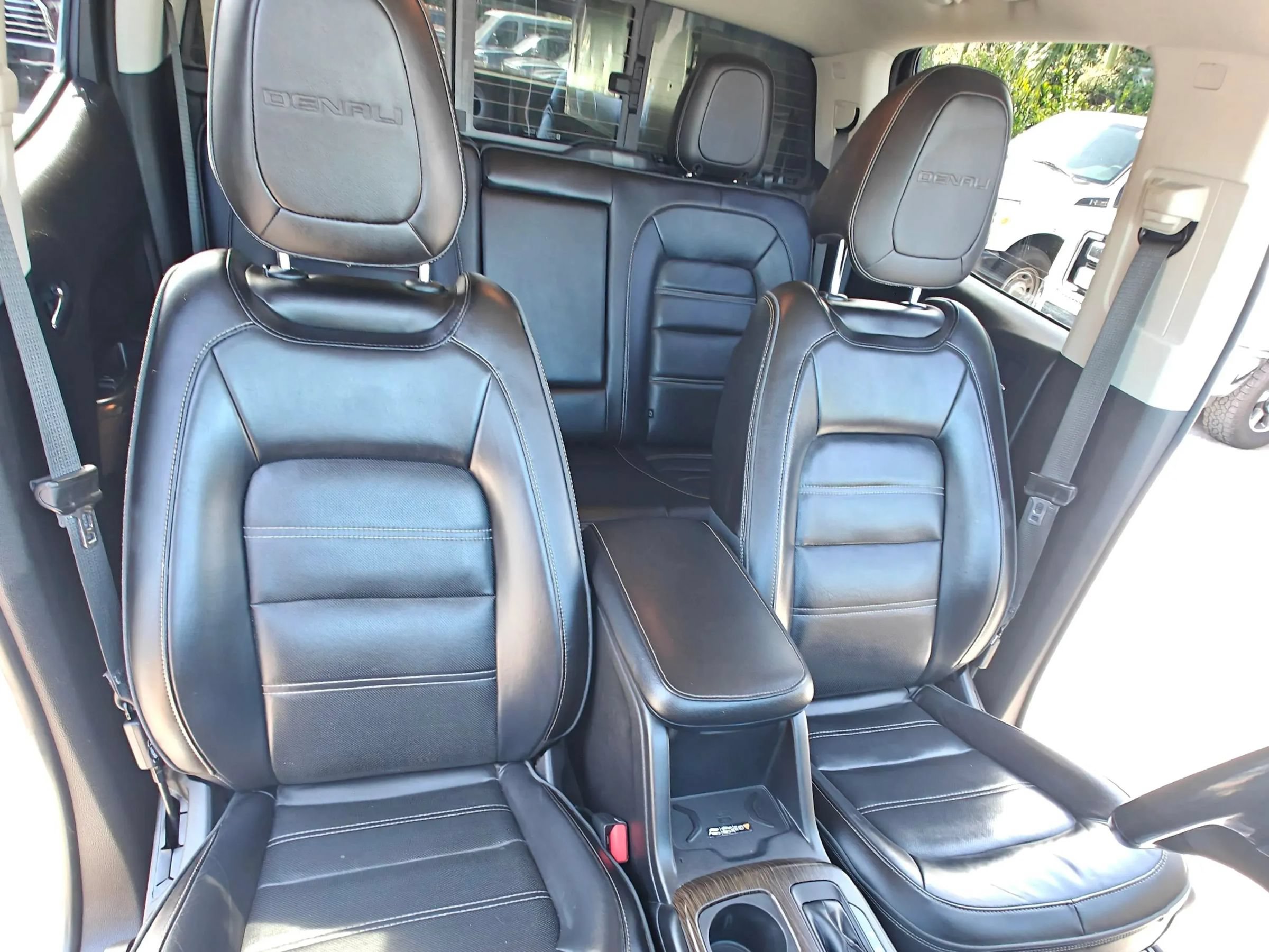 Used 2018 GMC Canyon Denali AWD/4WD image 25