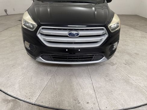 Used 2018 Ford Escape SE w/ SE Sync 3 Package FWD image 12