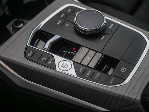 New 2026 BMW 330i Sedan w/ Convenience Package image 16