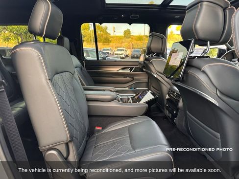 Used 2023 Jeep Grand Wagoneer L Series III w/ Rear Seat Video Group 1 AWD/4WD image 16