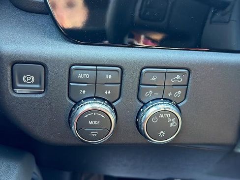 New 2026 GMC Sierra 1500 SLE w/ X31 Off-Road Package image 36