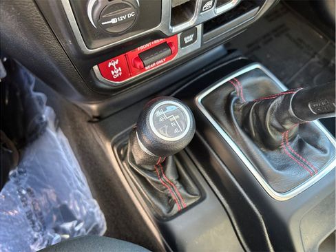 Used 2020 Jeep Wrangler Unlimited Rubicon image 34