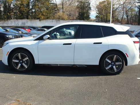 New 2026 BMW iX xDrive45 w/ Premium Package image 4
