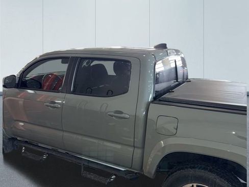 Used 2023 Toyota Tacoma TRD Sport w/ Technology Package image 7