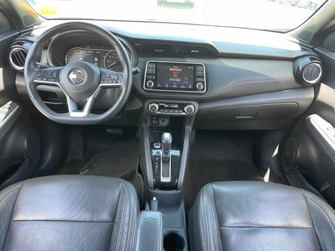Used 2020 Nissan Kicks SR FWD image 20
