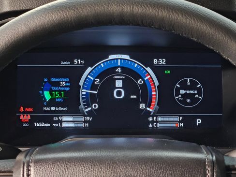 Certified 2025 Toyota Tundra Limited AWD/4WD image 15