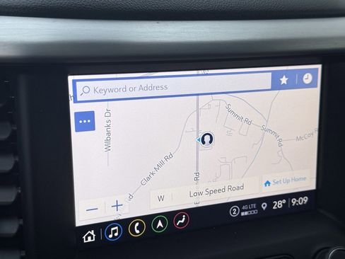 Used 2022 GMC Acadia SLT w/ Elevation Edition image 35