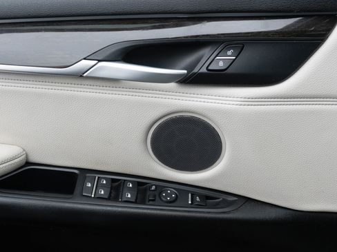 Used 2017 BMW X5 sDrive35i image 13