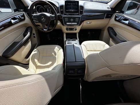 Used 2017 Mercedes-Benz GLS 450 4MATIC image 27